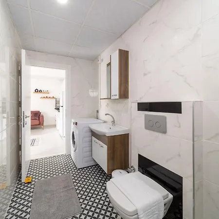 Comfortable Modern Flat With Balcony In Muratpasa Antalya
