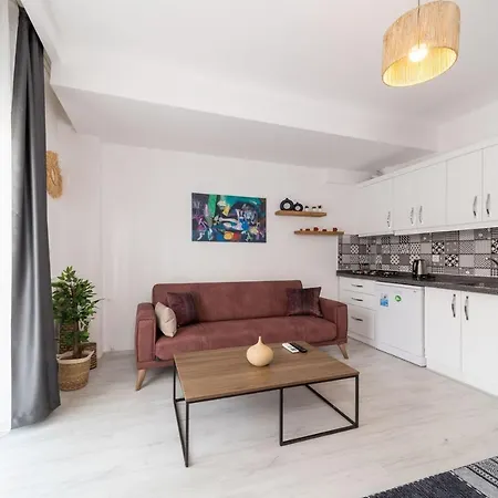 Appartement Comfortable Modern Flat With Balcony In Muratpasa
